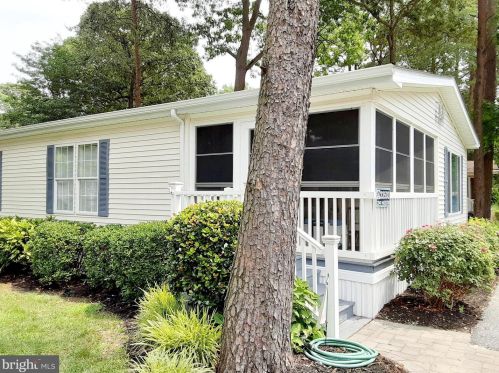 33503 Lakeshore Cir, Millsboro, DE 19966-5946