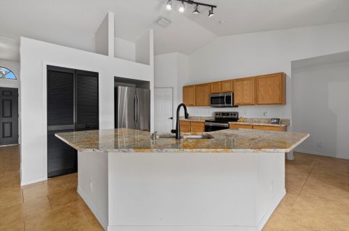 4617 Tacoma St, Port Saint Lucie FL  34953-6784 exterior