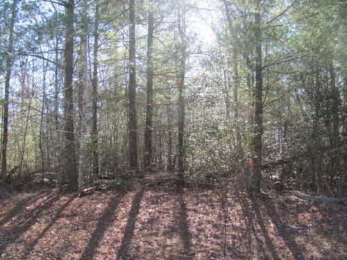 104 Edgemere Dr, Crossville, TN 38558-2871