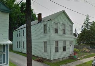 28 117th St, Troy, NY 12182-2441