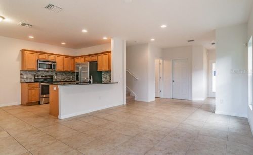 961 Aussi Ct, Tarpon Springs FL  34689 exterior