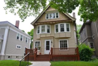 2716 Hackett Ave, Milwaukee WI  53211-3856 exterior