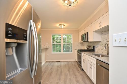 7803 Wintercress Ln, Springfield VA  22152-3842 exterior