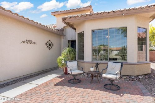 9308 Desert Mist Ln, Tucson, AZ 85743-5197