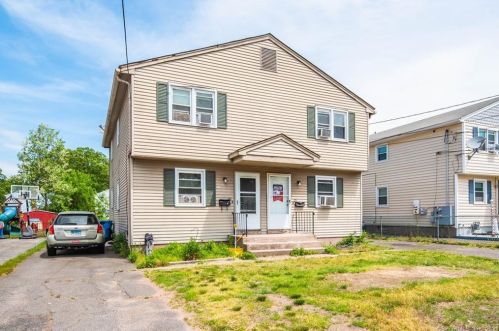 23 Horace St, Manchester, CT 06040-6445