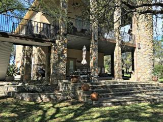 7089 Hells Gate Loop, Strawn, TX 76475-2323