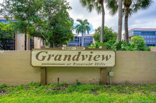 2814 46th Ave, Hollywood FL  33021-2969 exterior