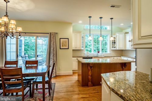 1005 Brick House Farm Ln, Newtown Square PA 19073-2780 exterior