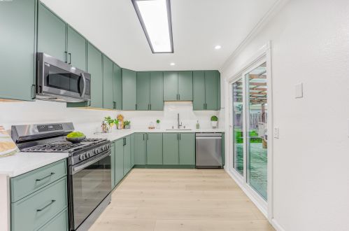 1497 Via Manzanas, San Lorenzo, CA 94580-2239