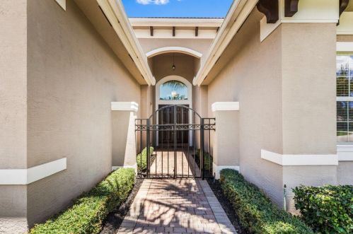 11999 Fox Hill Cir, Boynton Beach, FL 33473-7833