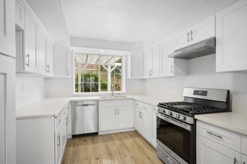 19216 Andmark Ave, Long Beach, CA 90746-2815