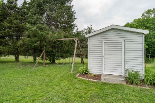 3949 Thomas Dr, Covington KY  41018-2916 exterior