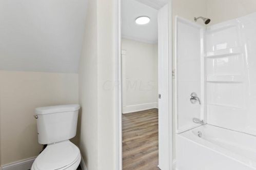 2132 Hoge Ave, Zanesville OH  43701-2130 exterior