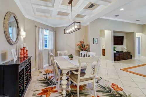 28648 San Lucas Ln, Bonita Springs, FL 34135-8300