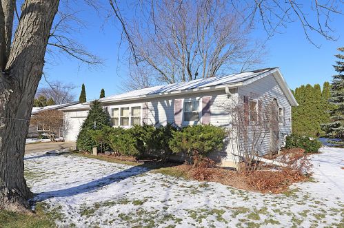 338 Willow Ave, Cedar Grove, WI 53013-1324