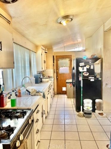 5848 Los Encinos St, Buena Park, CA 90620-3402