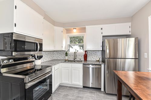 8912 Auer Ave, Milwaukee WI  53222-3624 exterior