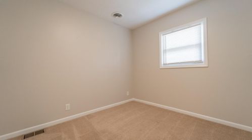 8436 Gordon Dr, Hammond IN  46322-1107 exterior