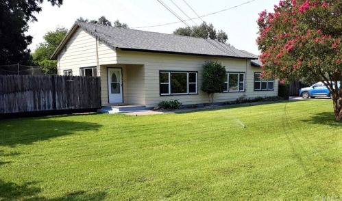 25041 Lee St, Los Molinos, CA 96055-9708