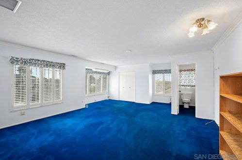 6675 Edmonton Ave, San Diego CA 92122-2518 exterior