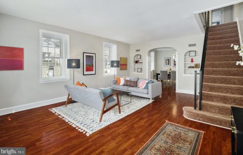 1535 Chelten Ave, Philadelphia, PA 19126-3521