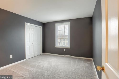 479 Woodcrest Dr, Navy Sup Dpt PA  17050-6854 exterior