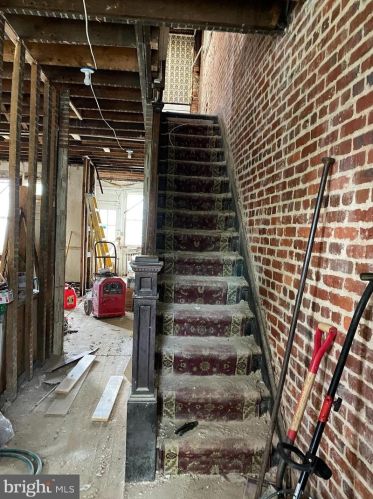 522 Taylor St, Washington, DC 20011-5915