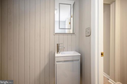 120 Hillside Dr, Locust Grove VA 22508-5233 exterior