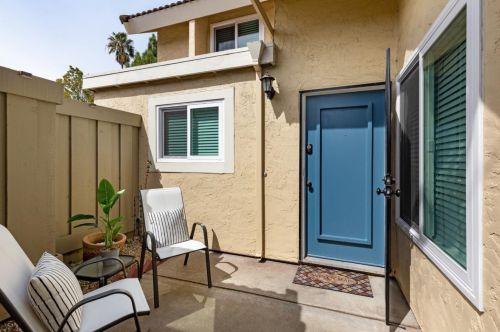 4044 Truckee Ct, San Jose, CA 95136-2206