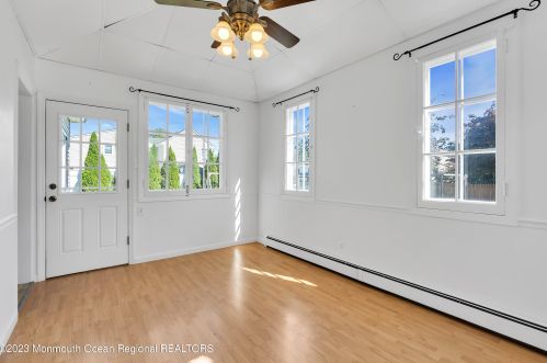 45 Washington Ave, Leonardo NJ  07737-1411 exterior