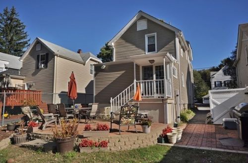 87 Montclair Ave, West Paterson, NJ 07424-1319