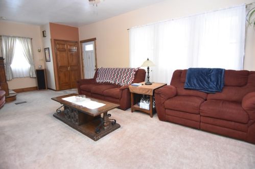 4012 Davis Ave, Whitaker PA  15120-3424 exterior