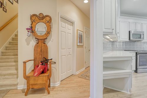 175 Oak Pt Lndg Dr, Mount Pleasant SC 29464-6279 exterior