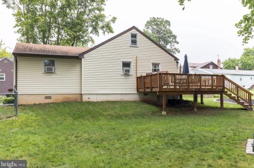 107 Allison Rd, Willow Grove PA  19090-3112 exterior