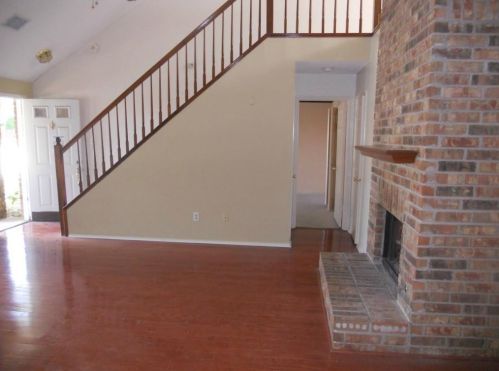 636 Mountain Side Dr, Allen TX  75002-4736 exterior