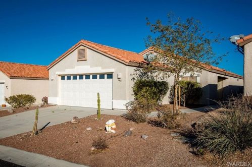 2447 Topanga Dr, Bullhead City, AZ 86442-8464
