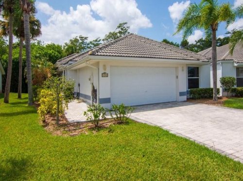 1705 Aynsley Way, Vero Beach FL  32966-8295 exterior