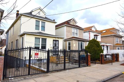 547 Beach Ave, Bronx, NY 10473-3611