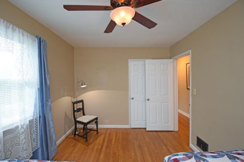 2415 Beechmont Ave, Cincinnati OH 45230-2030 exterior