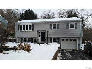 55 Milwaukee Ave, Bethel, CT 06801-2212