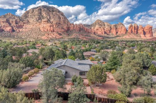 495 Rodeo Rd, Sedona AZ  86336-3369 exterior