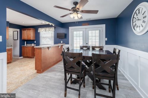 105 Wycombe Ave, West Deptford NJ  08096-4235 exterior