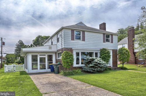 1387 Letchworth Rd, Camp Hill, PA 17011-7520