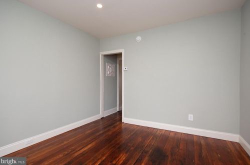 28 Manheim St, Philadelphia PA  19144-2943 exterior