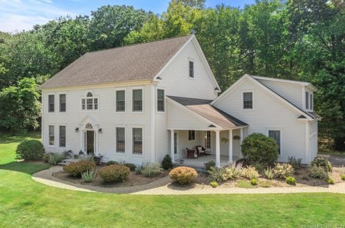 5 Turnstone Rd, Essex, CT 06426-1486
