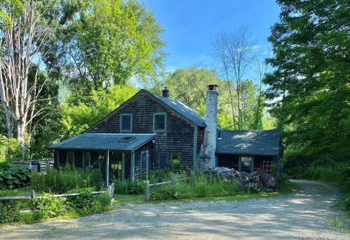 187 Kent Rd, Kent CT  06757-1409 exterior