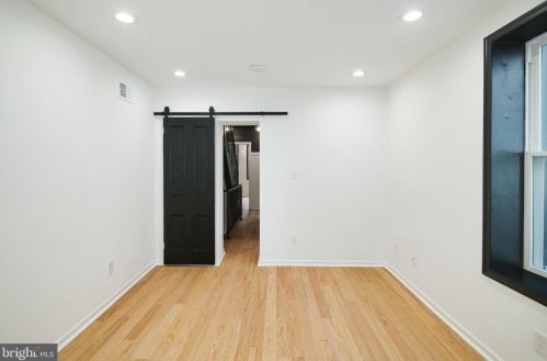 1311 Christian St, Philadelphia PA  19147-3610 exterior