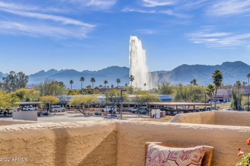 13600 Cambria Dr, Scottsdale, AZ 85268-2794