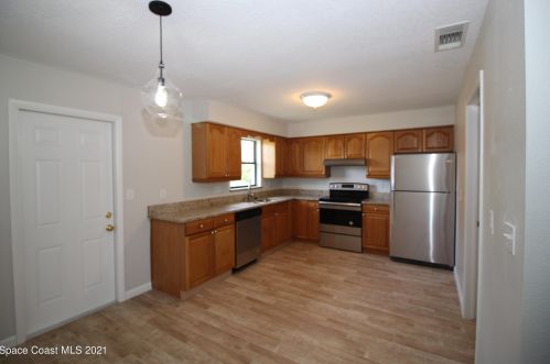 1705 Country Club Blvd, Titusville FL  32780-2613 exterior