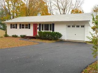 512 High St, Monroe, NY 10950-1535